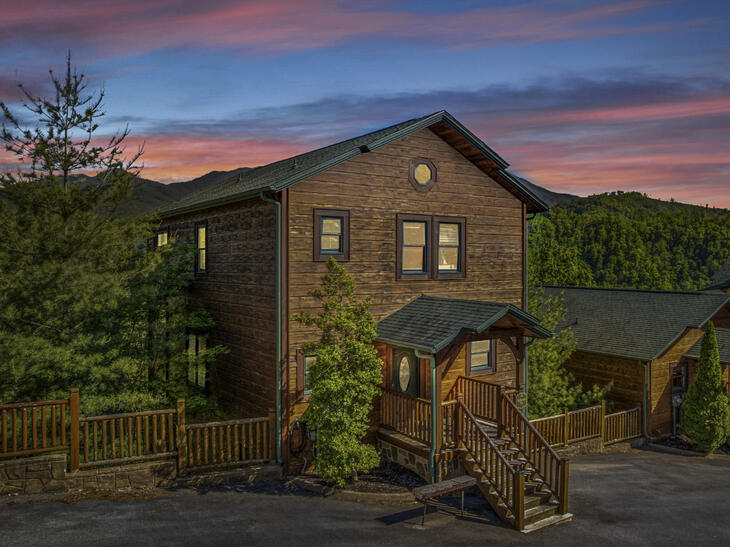 Up the Ante | Gatlinburg